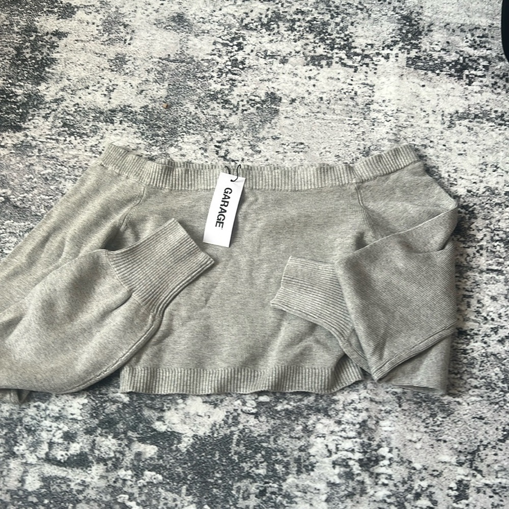 Off shoulder top size small